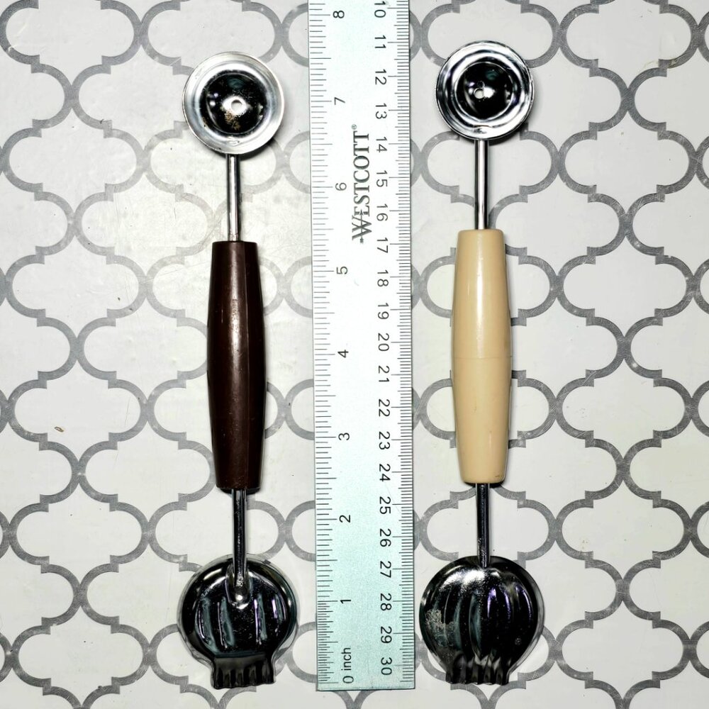Vintage EKCO USA Melon Baller Set (2) Bakelite Handle Fruit Scoops